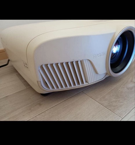 Epson tw8300w lcd projector - epson,