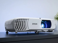 EPSON EH-TW840 Beam Projector