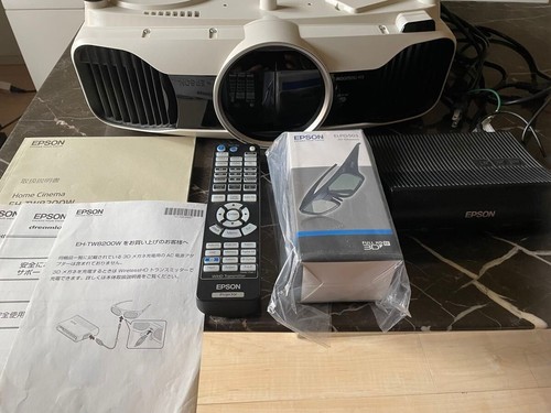 Epson tw8200w 3lcd full - 3lcd,